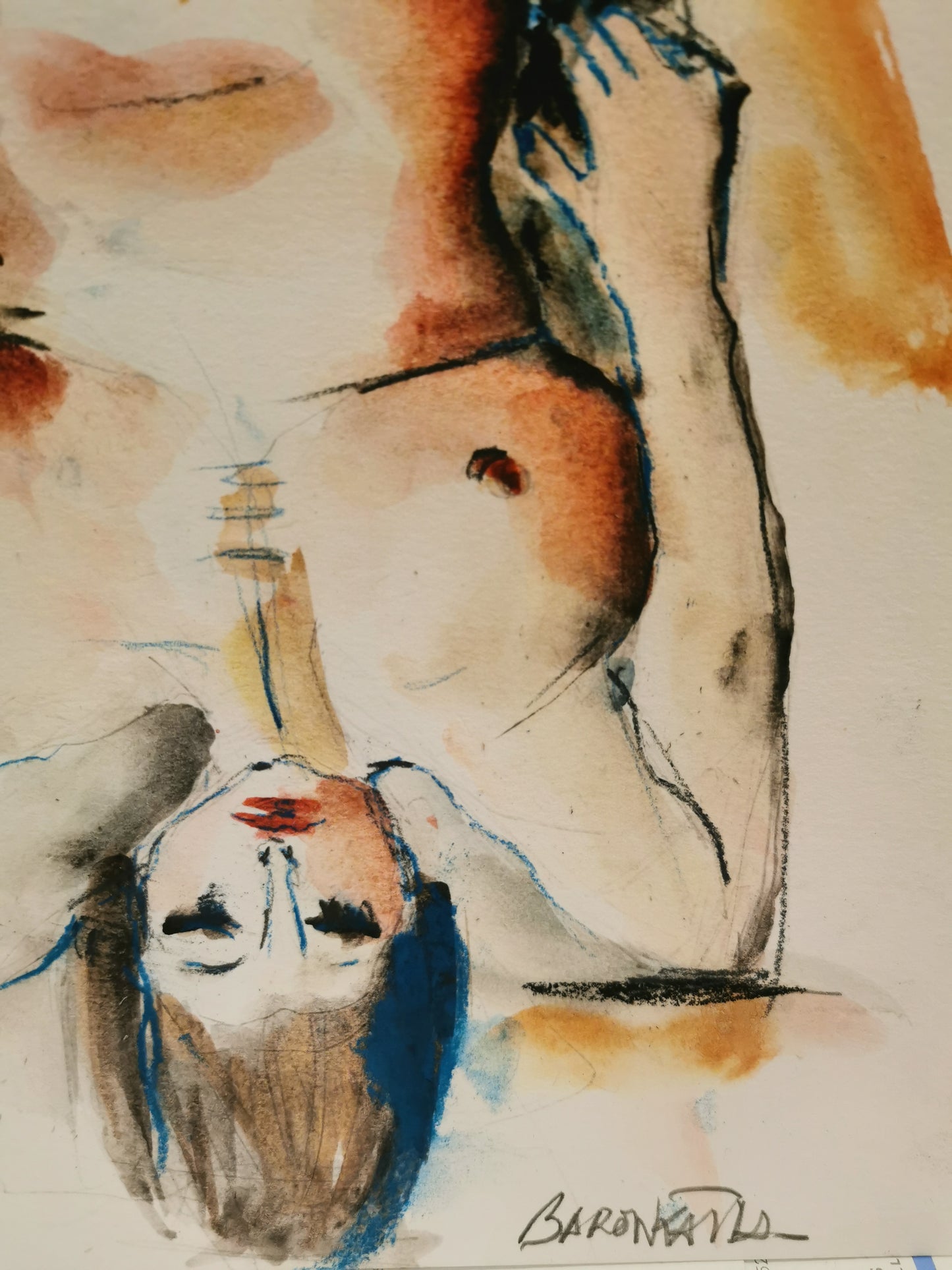 femme allongée