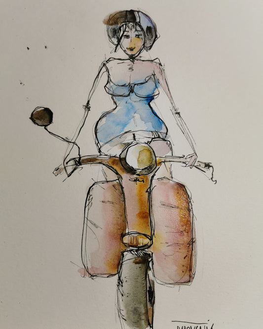 une nana en scooter